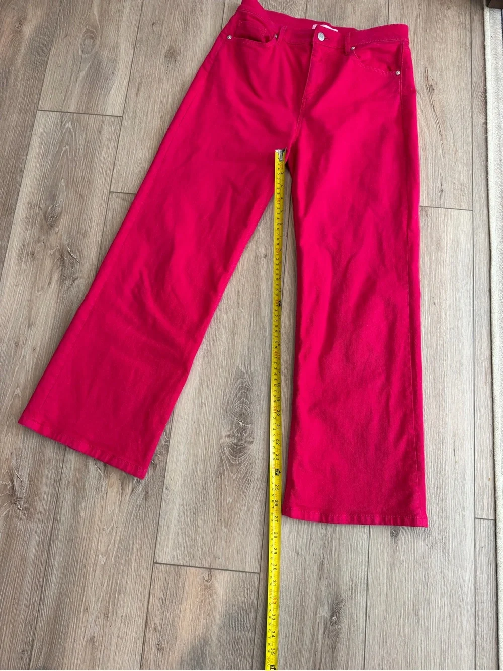Loft High-Rise wide Leg Jeans in Fuchsia